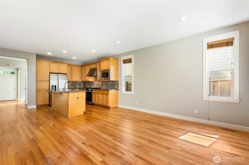 Property photo for 15381 129th Avenue Ne, Woodinville photo 20
