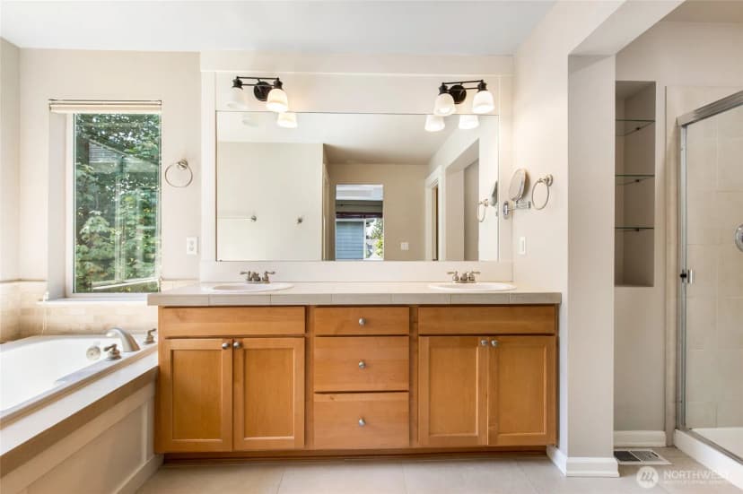 Property photo for 15381 129th Avenue Ne, Woodinville photo 26