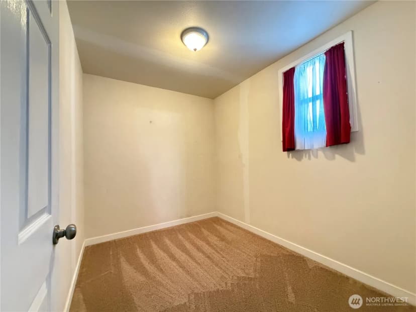 Property photo for 414 S 4th St., Dayton photo 8