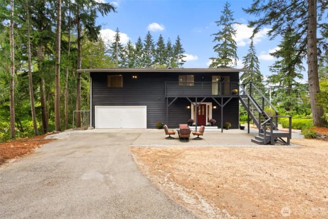 Property photo for 4808 E La Salle Street, Port Orchard photo 3