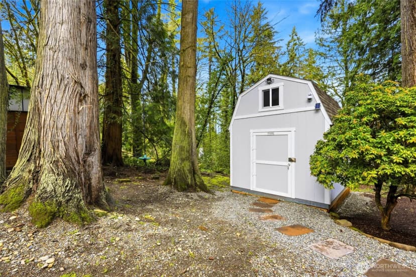 Property photo for 16714 Se Newport Way, Bellevue photo 24