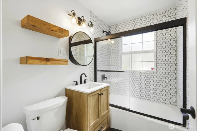 Property photo for 16714 Se Newport Way, Bellevue photo 11