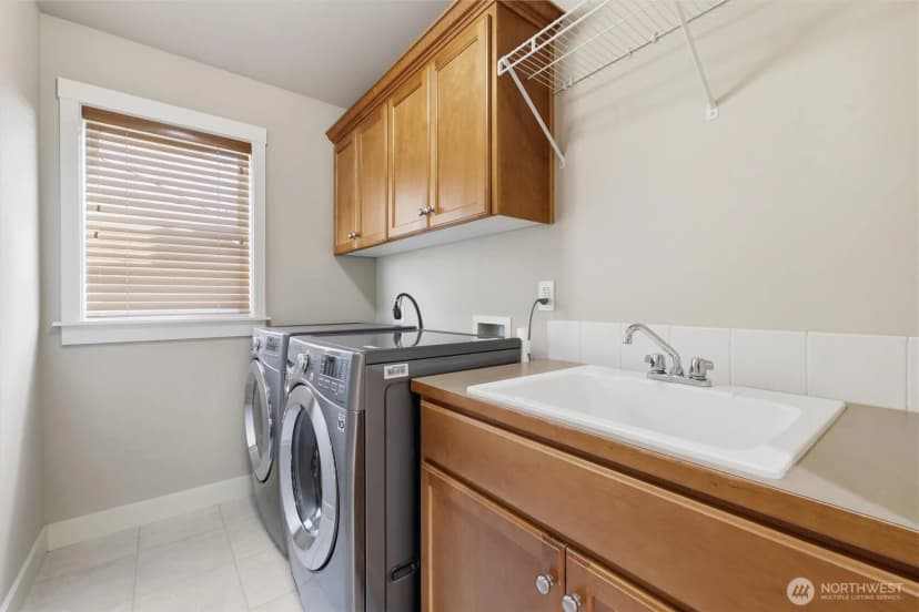Property photo for 8642 Ne 123rd Place, Kirkland photo 19
