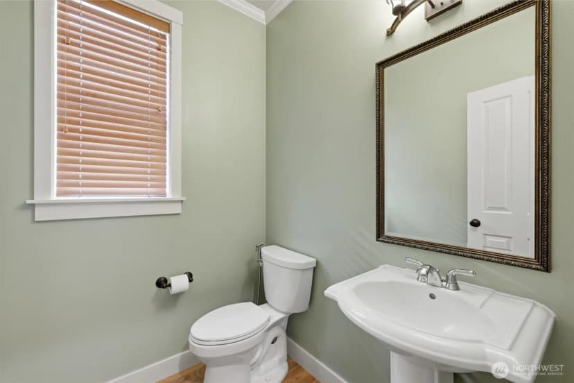 Property photo for 8642 Ne 123rd Place, Kirkland photo 18