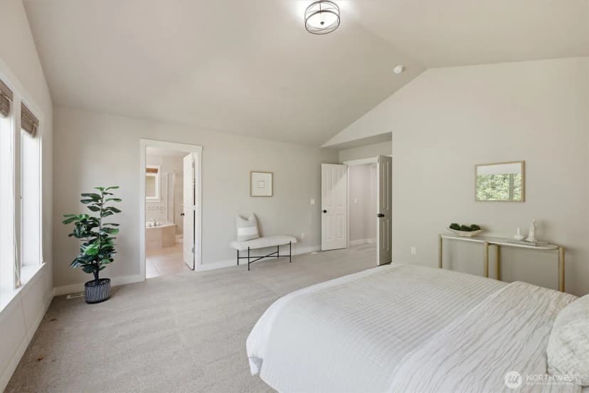 Property photo for 8642 Ne 123rd Place, Kirkland photo 24