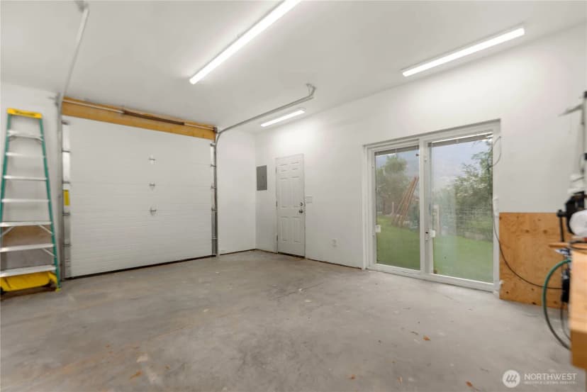 Property photo for 203 2nd St, Riverside photo 40