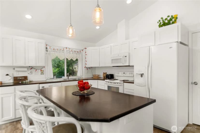 Property photo for 203 2nd St, Riverside photo 7