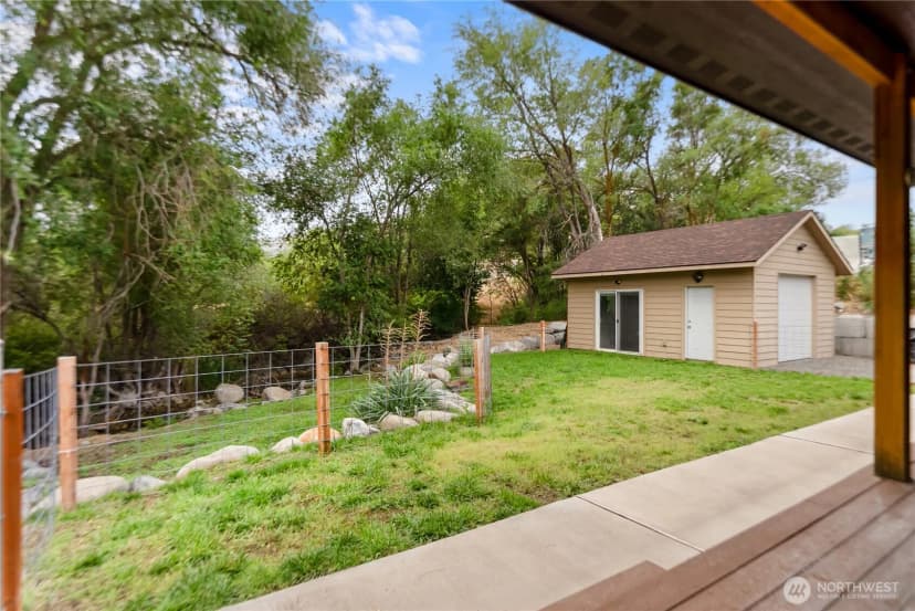 Property photo for 203 2nd St, Riverside photo 30