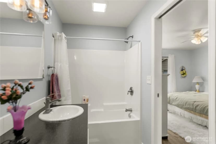Property photo for 203 2nd St, Riverside photo 15