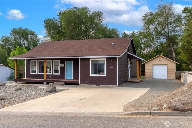 Property photo for 203 2nd St, Riverside