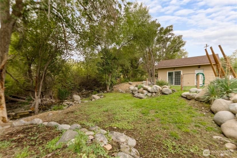 Property photo for 203 2nd St, Riverside photo 37