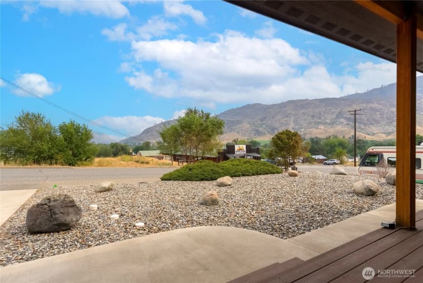 Property photo for 203 2nd St, Riverside photo 24