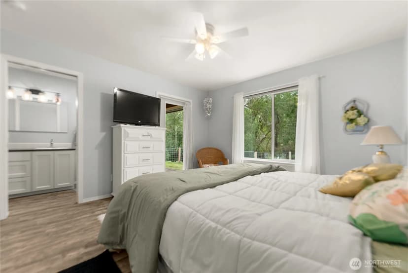 Property photo for 203 2nd St, Riverside photo 13