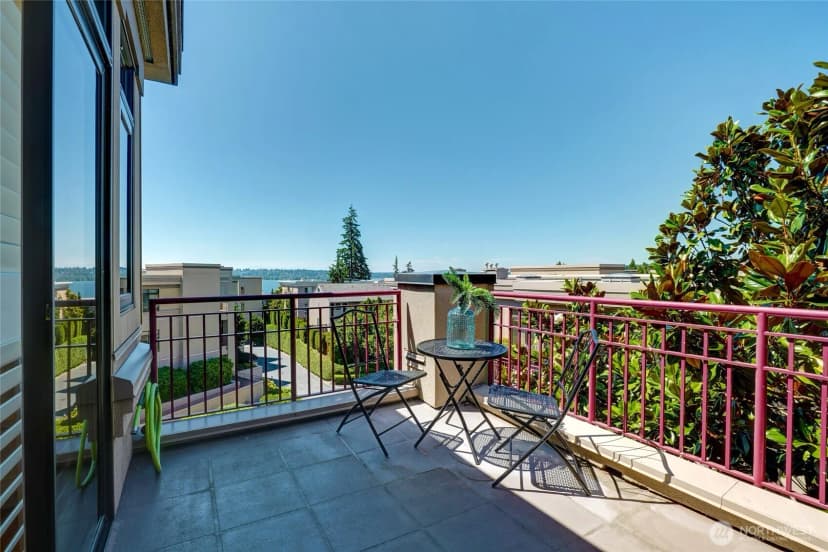 Property photo for 219 5th Avenue S #f304, Kirkland photo 30