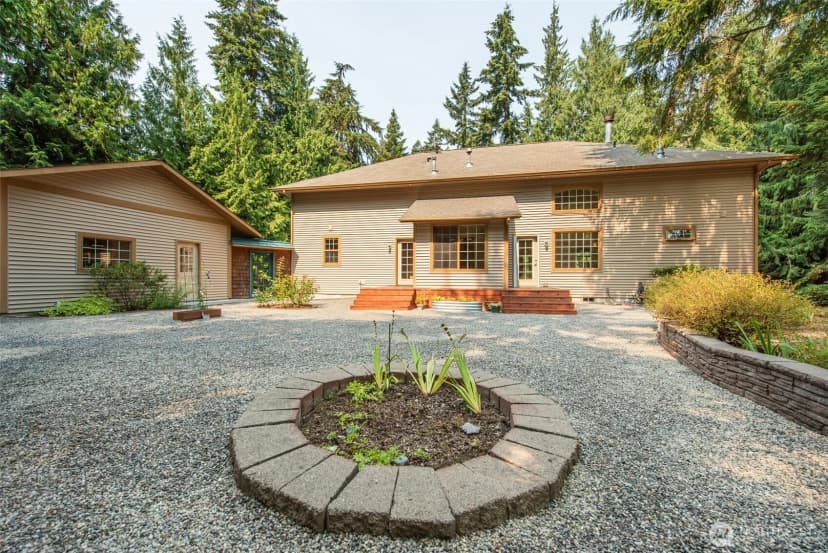 Property photo for 303 Buck Loop Road, Sequim photo 35