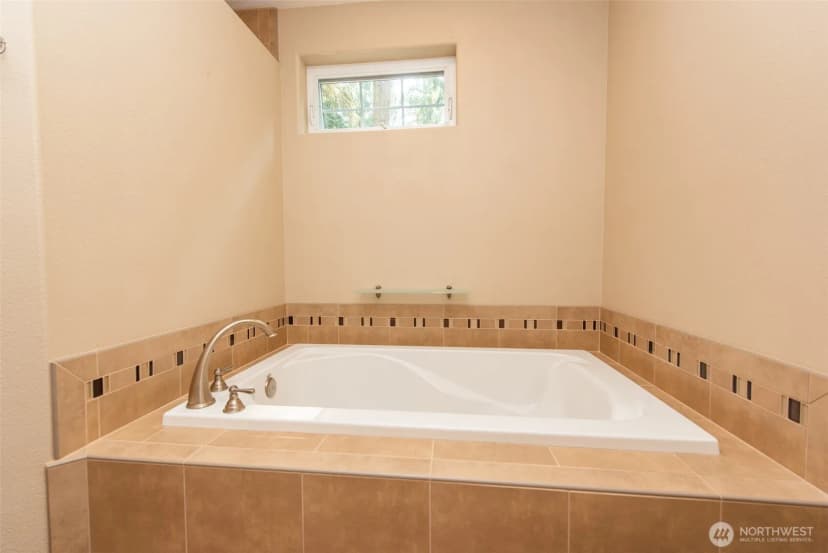 Property photo for 303 Buck Loop Road, Sequim photo 19