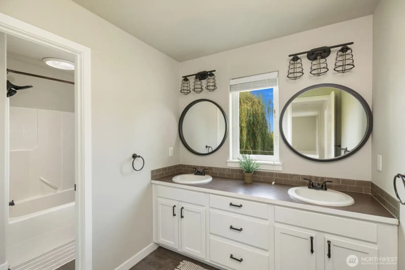 Property photo for 2209 Crystal Springs Road W, University Place photo 13