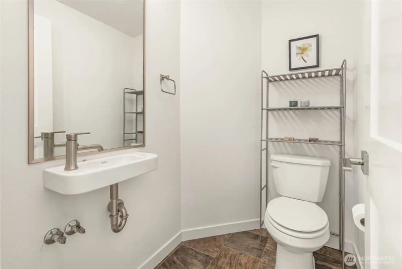 Property photo for 15790 Ne 14th Alley, Bellevue photo 14