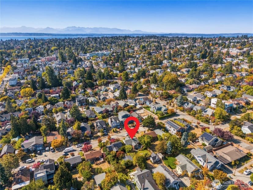 Property photo for 6736 10th Avenue Nw, Seattle photo 32