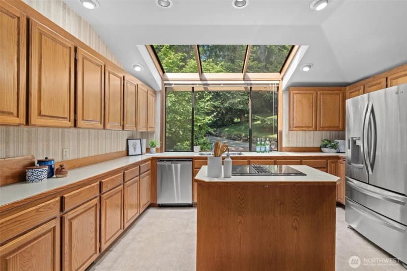 Property photo for 20605 Se 127th Street, Issaquah photo 8