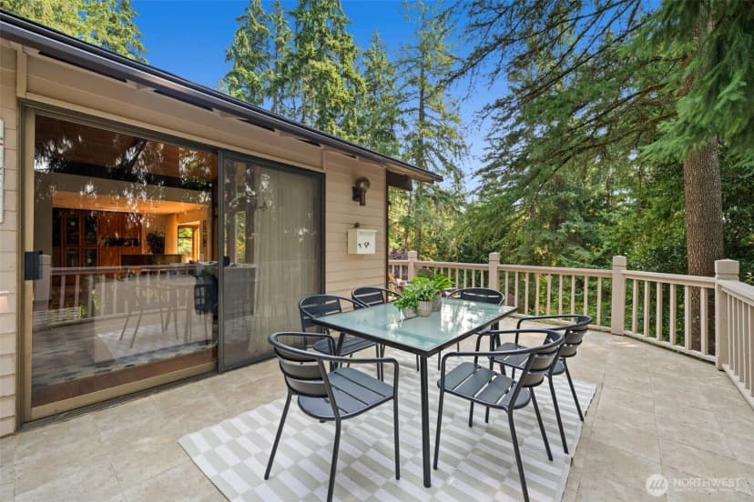 Property photo for 20605 Se 127th Street, Issaquah photo 25