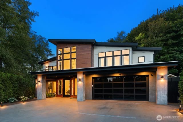 Property photo for 2533 Ne 178th Street, Lake Forest Park