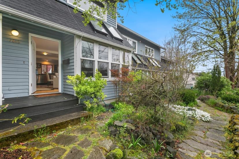 Property photo for 1816 E Jefferson Street #b, Seattle photo 25