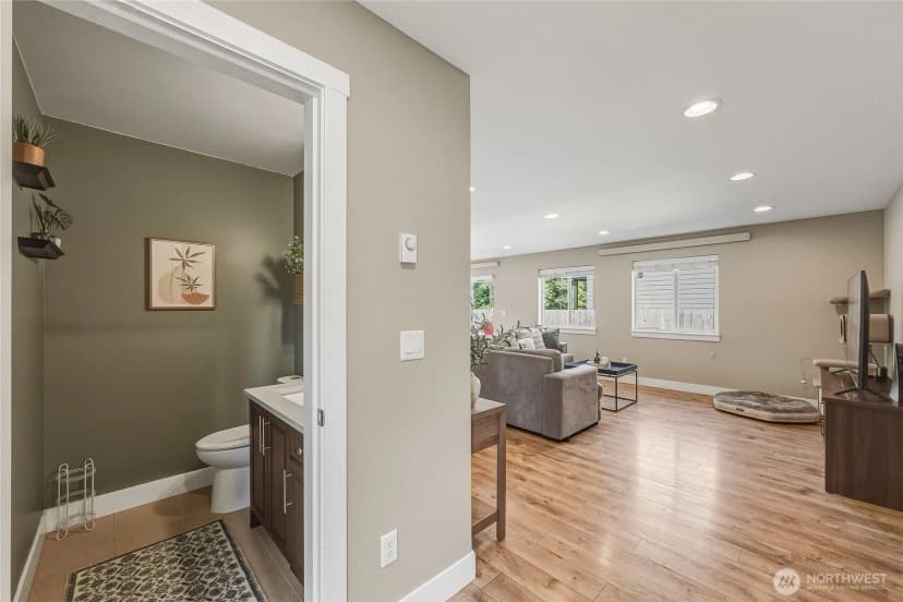 Property photo for 4662 Alderson Road, Blaine photo 12