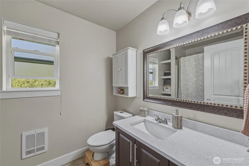 Property photo for 4662 Alderson Road, Blaine photo 20
