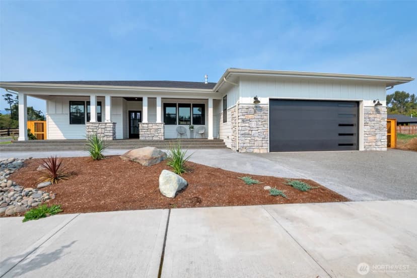 Property photo for 11 Dover Lane, Sequim