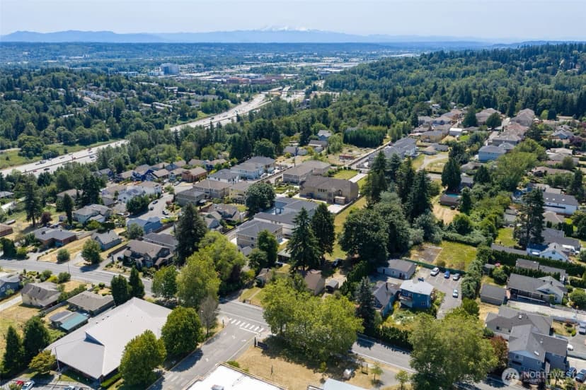 Property photo for 4624 S 146th Street, Tukwila photo 17