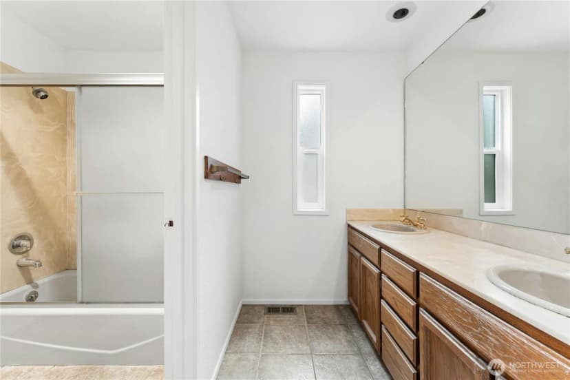 Property photo for 9725 Ne Riverbend Drive #11c, Bothell photo 18