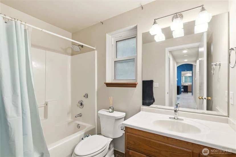 Property photo for 21642 117th Place Se, Kent photo 19