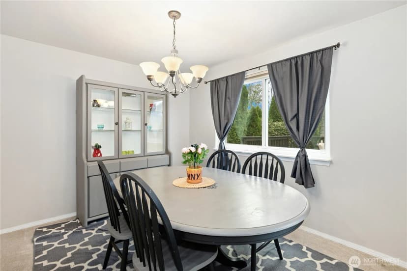 Property photo for 21642 117th Place Se, Kent photo 12