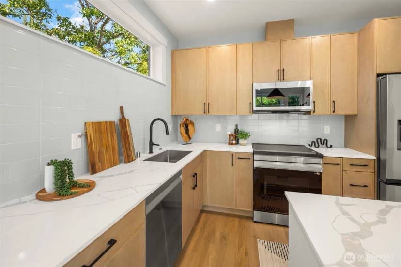 Property photo for 2650 Nw 95th Street, Seattle photo 8