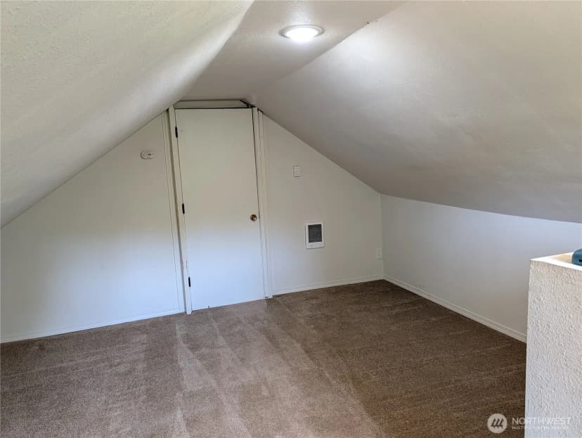Property photo for 6701 V Place, Long Beach photo 12