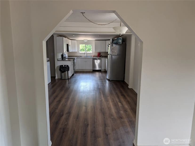 Property photo for 6701 V Place, Long Beach photo 7