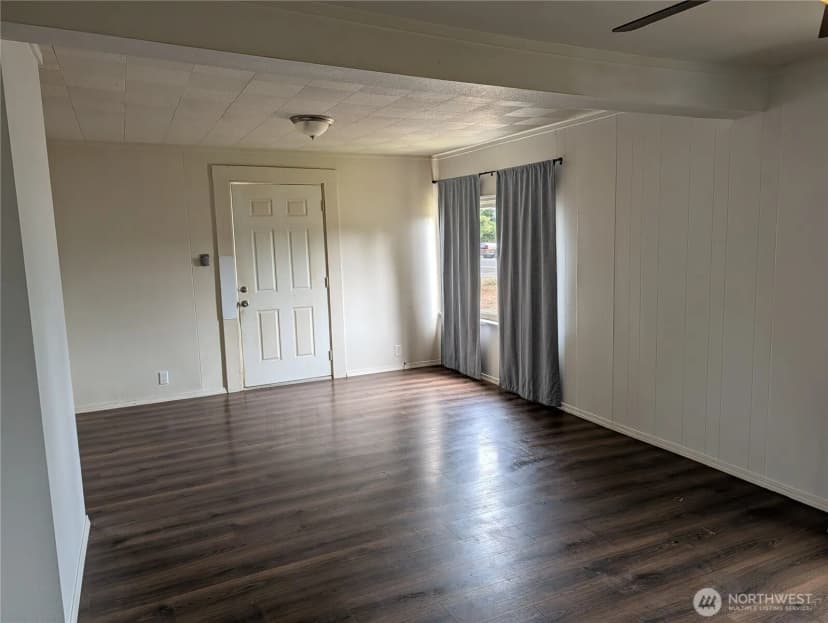 Property photo for 6701 V Place, Long Beach photo 6