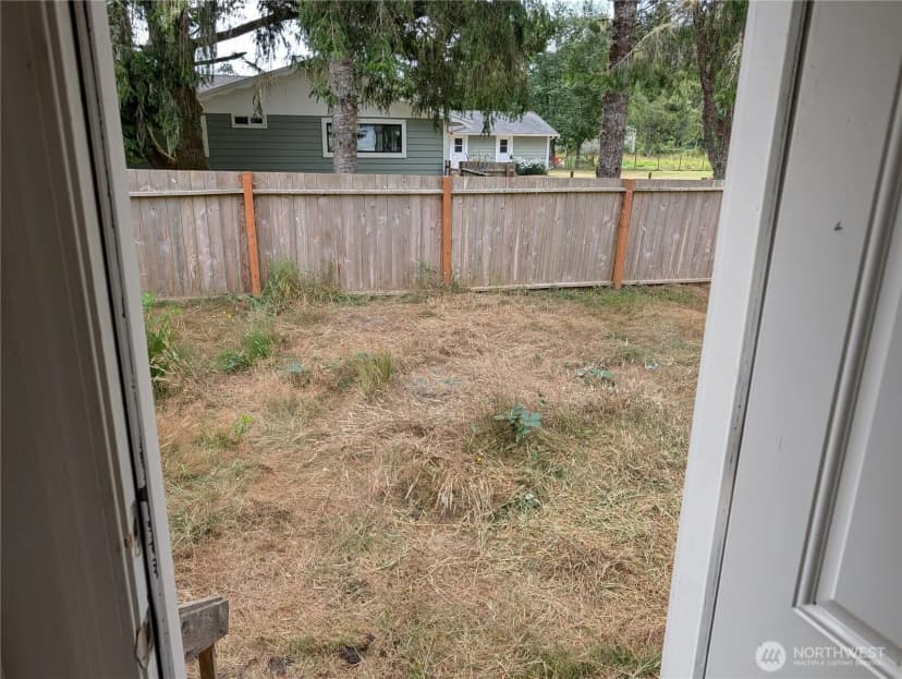 Property photo for 6701 V Place, Long Beach photo 16