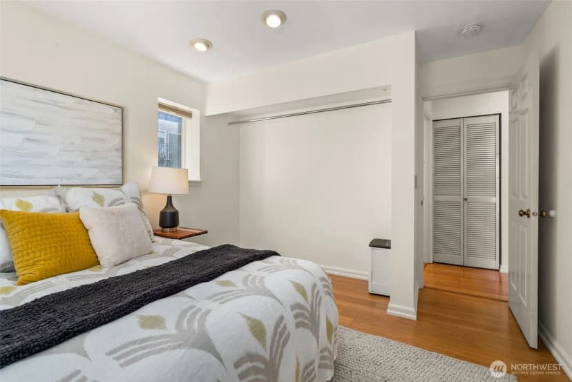 Property photo for 712 E Denny Way #501, Seattle photo 8