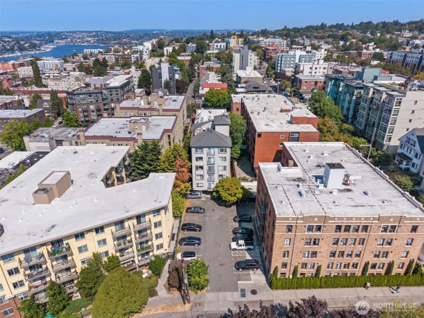 Property photo for 712 E Denny Way #501, Seattle photo 20