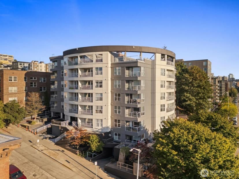 Property photo for 530 Melrose Avenue E #507, Seattle