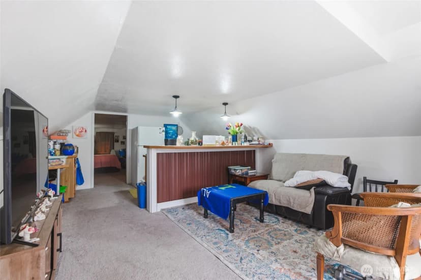 Property photo for 6323 100th Street Sw, Lakewood photo 27