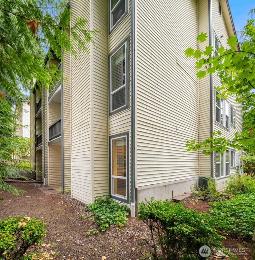 Property photo for 8615 238th Street Sw #b101, Edmonds photo 21