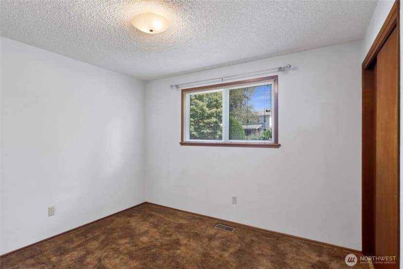 Property photo for 13176 Avon Allen Road, Mount Vernon photo 21