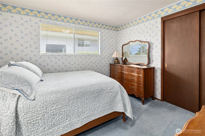 Property photo for 8826 Cascadia Avenue, Everett photo 11