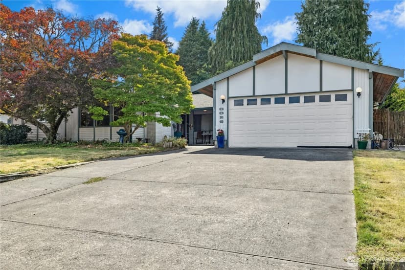 Property photo for 8826 Cascadia Avenue, Everett photo 3