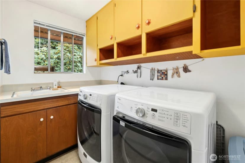 Property photo for 8826 Cascadia Avenue, Everett photo 23
