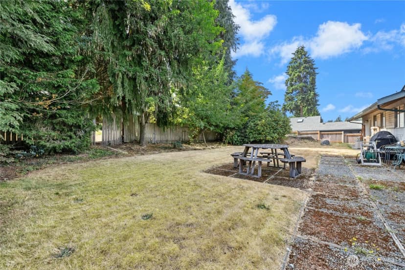 Property photo for 8826 Cascadia Avenue, Everett photo 31