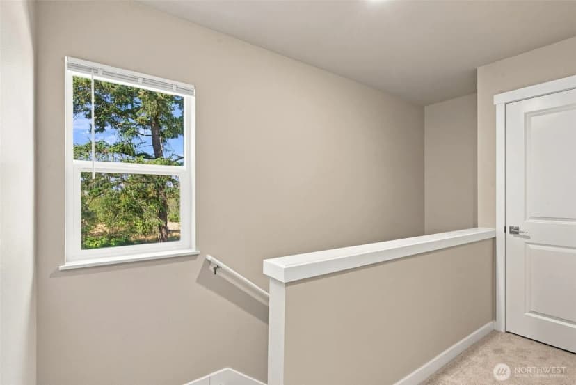 Property photo for 612 & 614 122nd Street Ct E, Tacoma photo 17